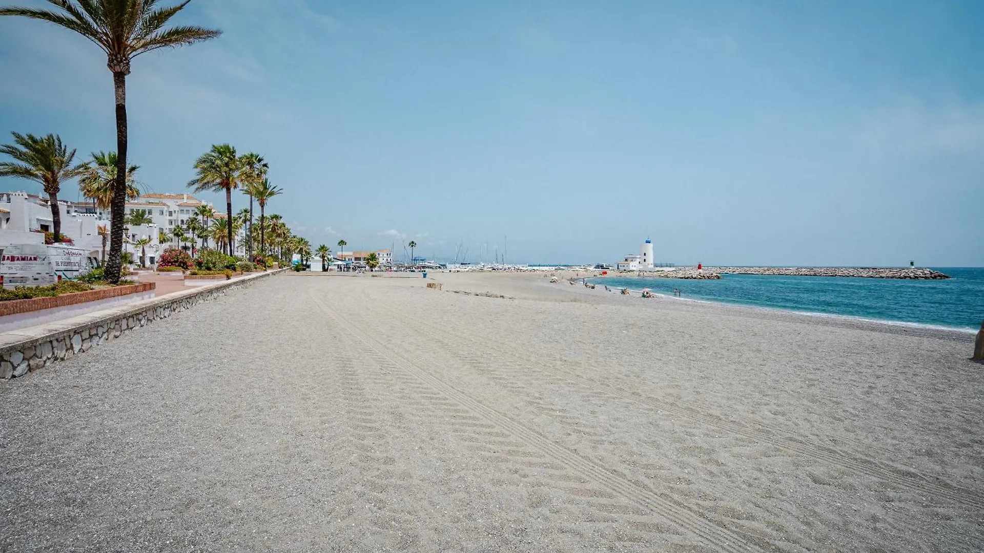 30 Beachhouse 15M Beach Sea Duquesa Manilva Andalucia 0*,  ספרד