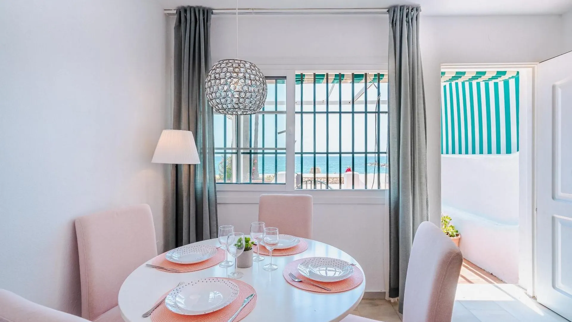 דירה 30 Beachhouse 15M Beach Sea Duquesa Manilva Andalucia